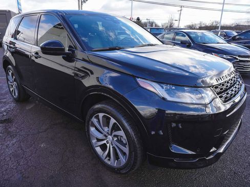 Used 2023 Land Rover Discovery Sport SE R-Dynamic image 3
