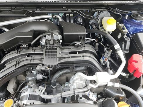 Certified 2025 Subaru Crosstrek 2.0i Premium image 30