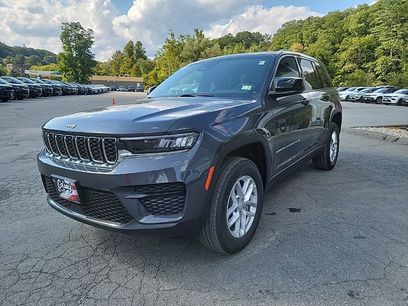 New 2025 Jeep Grand Cherokee 4WD