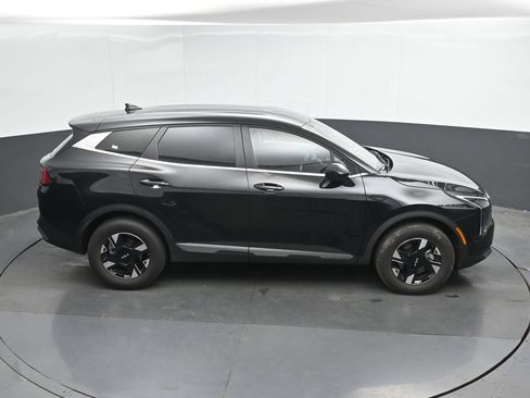 Used 2026 Kia Sportage LX AWD/4WD image 32