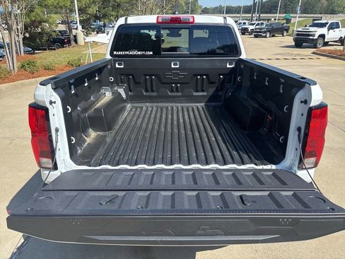 New 2026 Chevrolet Colorado Trail Boss AWD/4WD image 16
