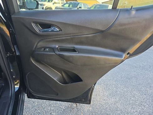 Used 2024 Chevrolet Equinox LT w/ LPO, Floor Liner Package FWD image 17