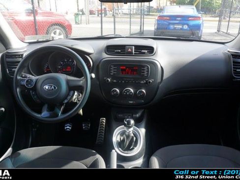 Used 2014 Kia Soul 5dr Wgn Auto Base image 8
