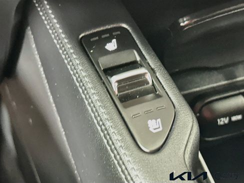 Certified 2025 Kia Telluride SX w/ SX Captain's Chair Package FWD image 20