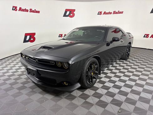 Used 2019 Dodge Challenger GT w/ Plus Package RWD image 1