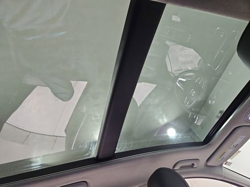 Used 2020 Hyundai Santa Fe Limited image 22