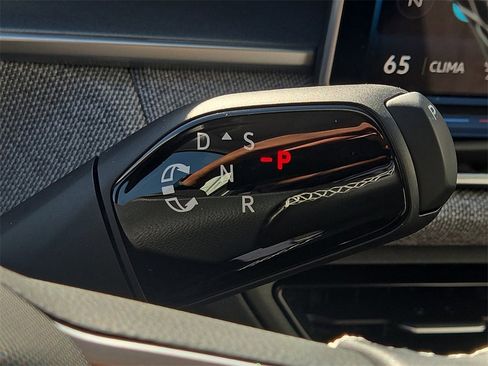 New 2026 Volkswagen Tiguan S image 23