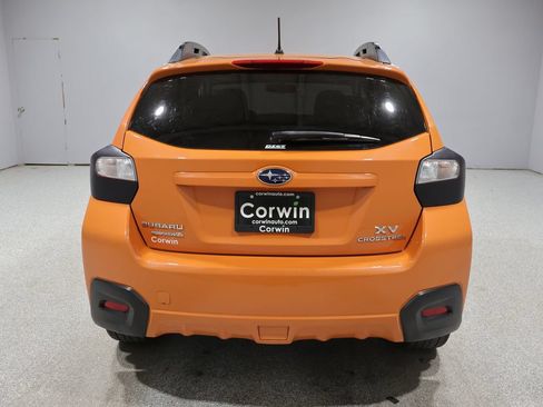 Used 2013 Subaru Crosstrek 2.0i Premium w/ Popular Pkg 1 AWD/4WD image 3