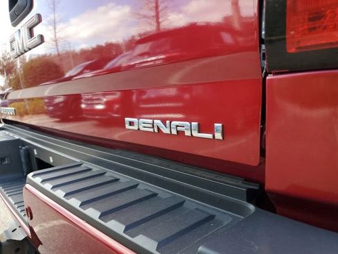Used 2018 GMC Sierra 2500 Denali w/ Duramax Plus Package image 8