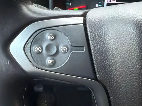 Used 2018 Chevrolet Silverado 1500 LT image 12