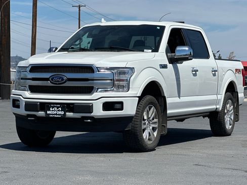 Used 2020 Ford F150 Platinum w/ Technology Package AWD/4WD image 9