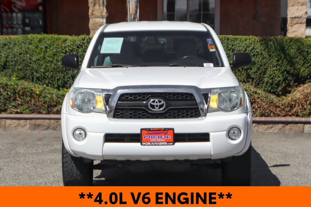 Used 2011 Toyota Tacoma 4x4 Double Cab w/ SR5 Pkg #2 w/JBL Audio image 3