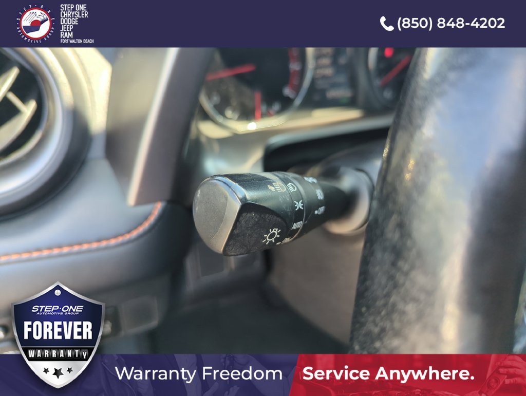 Used 2018 Toyota RAV4 SE w/ Power Extra Value Package FWD image 20