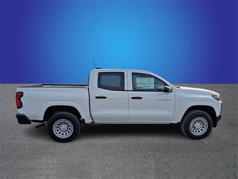 New 2026 Chevrolet Colorado W/T image 3