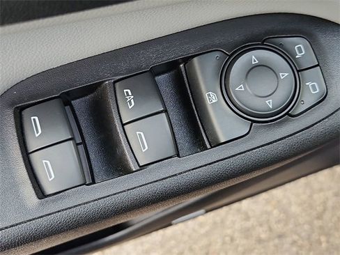 Certified 2019 Chevrolet Equinox Premier image 24