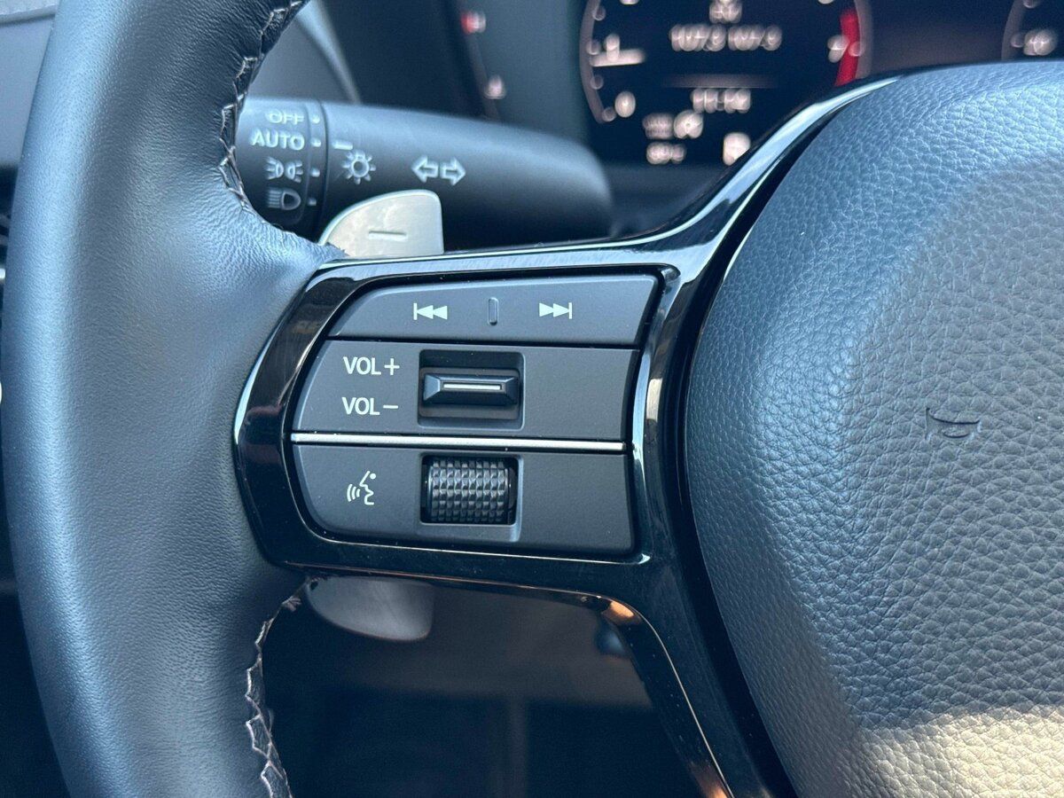 Certified 2025 Acura ADX AWD image 28