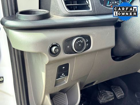 Used 2024 Ford Transit 350 XLT image 19