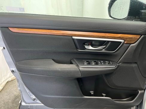 Used 2018 Honda CR-V EX image 9