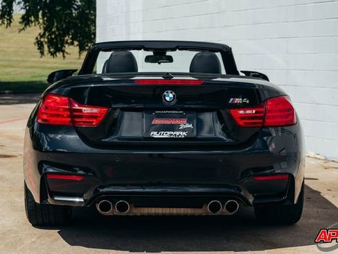 Used 2015 BMW M4 Convertible image 15