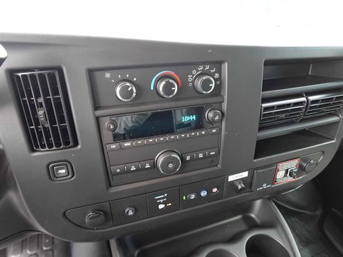 New 2025 GMC Savana 3500 Van 139 w/ Power Convenience Package image 18