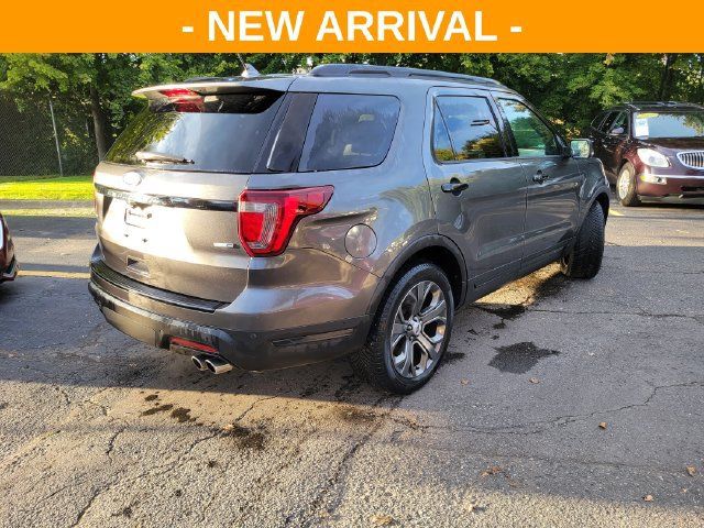 Used 2018 Ford Explorer Sport w/ Equipment Group 401A AWD/4WD image 3