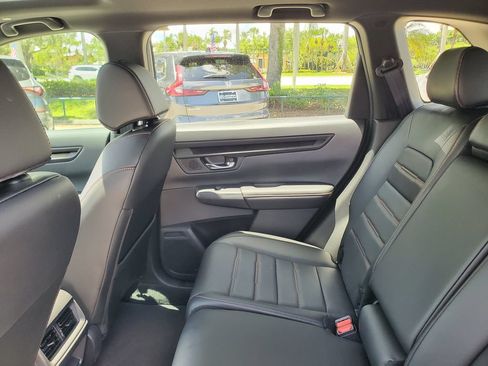 Used 2025 Honda CR-V Sport-L image 12