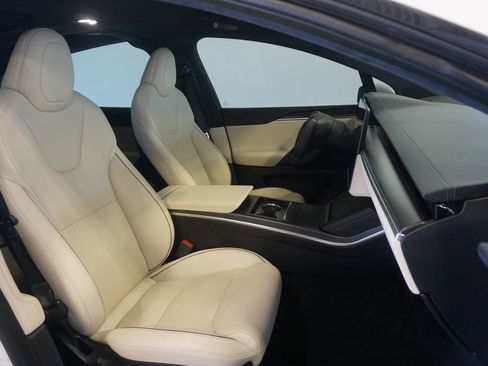 Used 2023 Tesla Model X Plaid AWD/4WD image 28