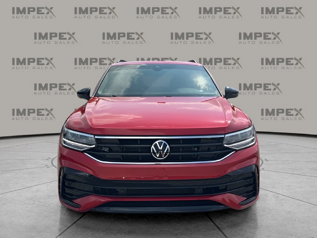 Used 2024 Volkswagen Tiguan SE R-Line AWD/4WD image 8