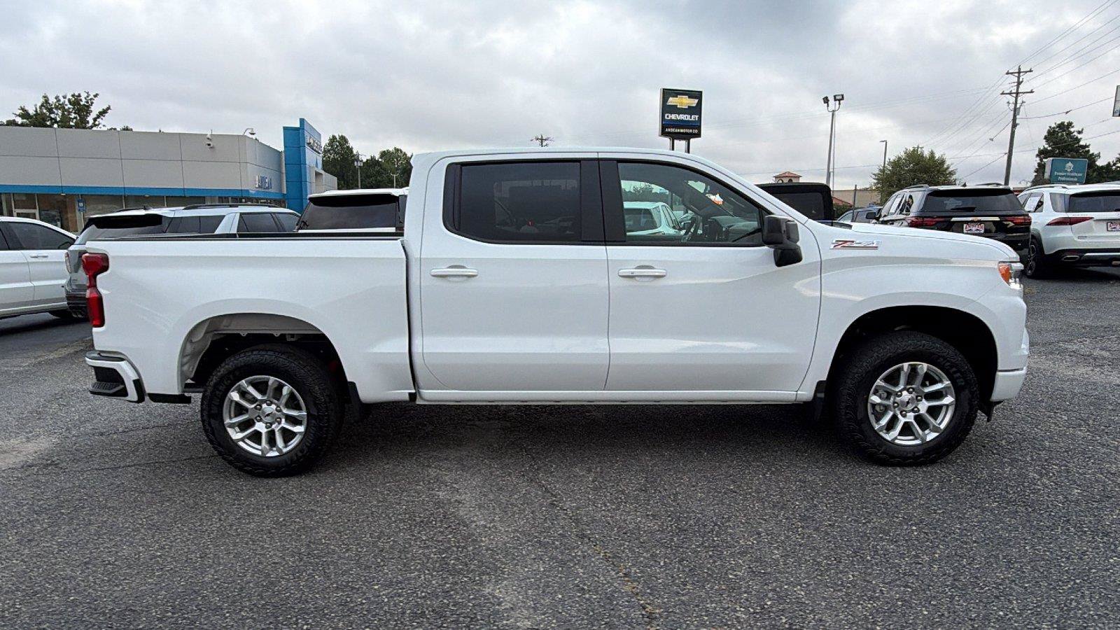 New 2026 Chevrolet Silverado 1500 RST w/ Convenience Package II AWD/4WD image 7