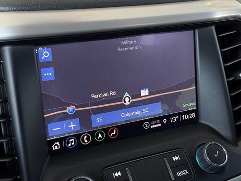 Used 2023 GMC Acadia Denali AWD/4WD image 4