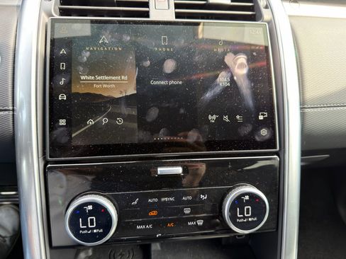 Certified 2024 Land Rover Discovery Dynamic SE image 20