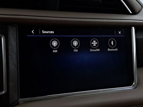 Used 2021 GMC Yukon Denali w/ Denali Premium Package image 36