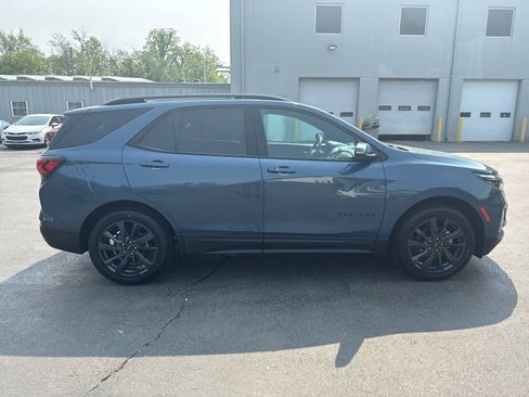 Used 2024 Chevrolet Equinox RS w/ RS Leather Package image 2