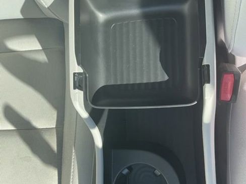 Certified 2025 Hyundai Kona SEL AWD/4WD image 23
