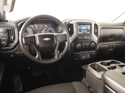 Used 2022 Chevrolet Silverado 2500 W/T w/ WT Fleet Convenience Package image 2
