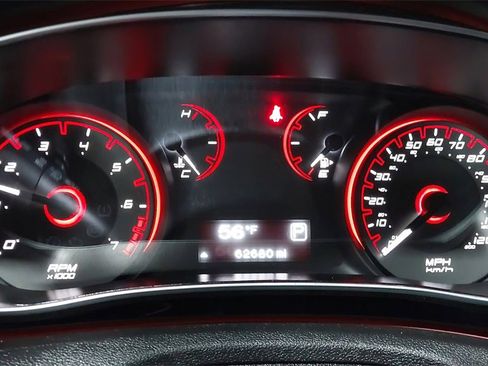 Used 2016 Dodge Dart SXT image 22