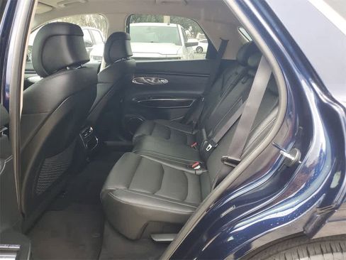 Used 2025 Genesis GV70 2.5T image 11