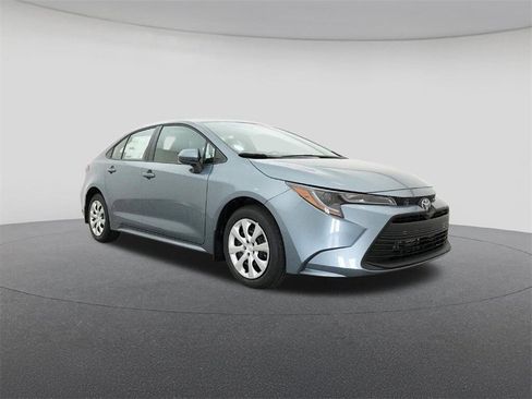 New 2026 Toyota Corolla LE image 29