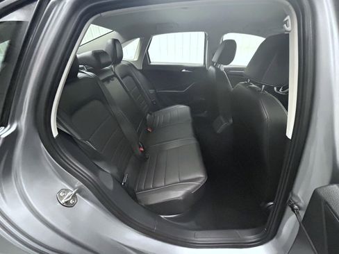 Used 2024 Volkswagen Jetta SE image 18