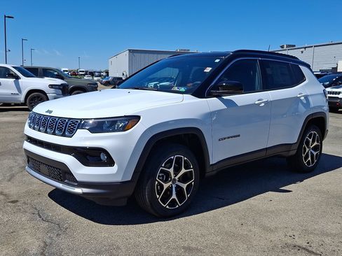 New 2026 Jeep Compass Limited AWD/4WD image 2