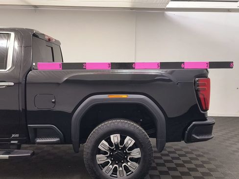 Used 2024 GMC Sierra 2500 Denali w/ Denali Reserve Package AWD/4WD image 25