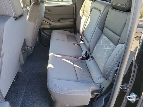 New 2026 Nissan Frontier SV w/ Tow Package image 12