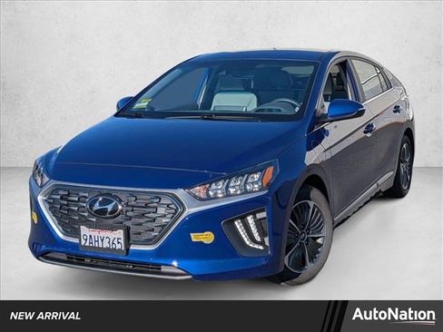 Used 2022 Hyundai Ioniq SEL image 1