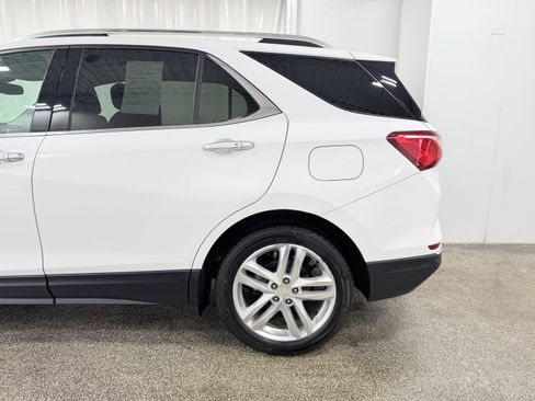 Used 2018 Chevrolet Equinox Premier image 5