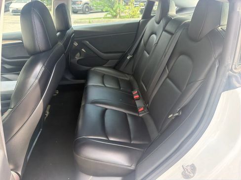 Used 2022 Tesla Model 3 Long Range AWD/4WD image 15