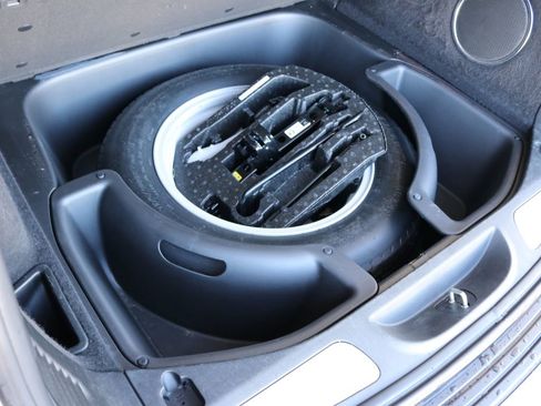 Used 2017 Jeep Grand Cherokee Limited w/ Luxury Group II image 27