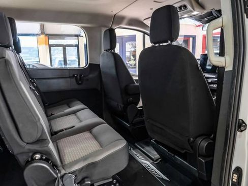 Used 2023 Ford Transit 350 XLT image 32