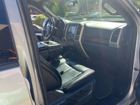 Used 2020 Ford F150 Lariat image 15