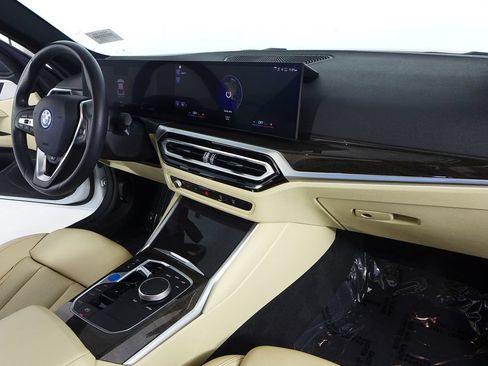 Used 2023 BMW i4 eDrive35 w/ Premium Package RWD image 13