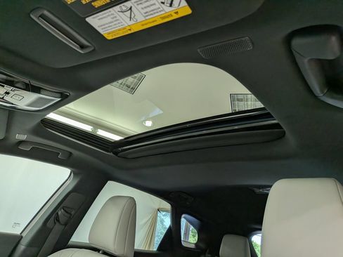 Certified 2025 Lexus RX 350 Premium w/ Convenience Package AWD/4WD image 17